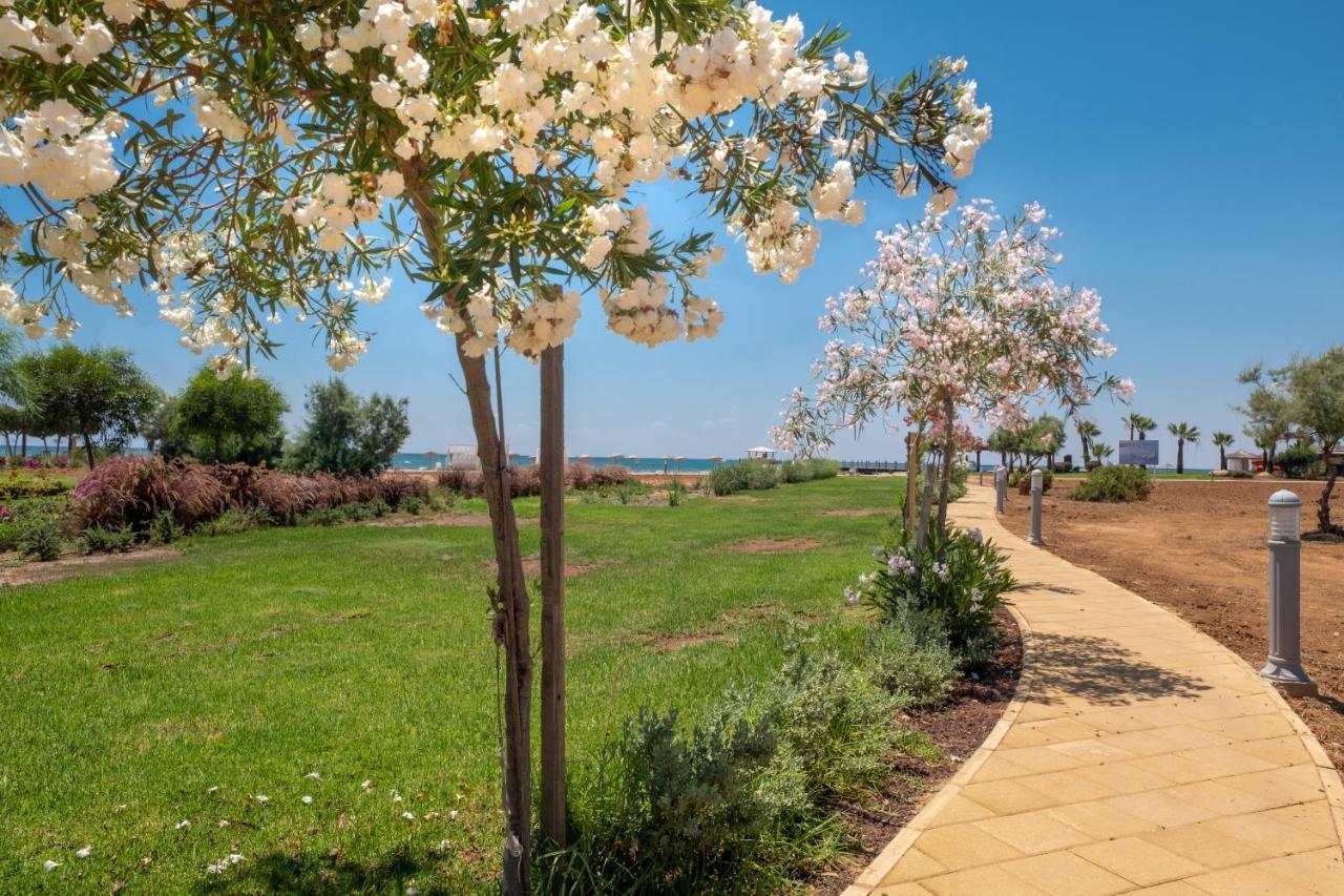 Vokolidha Thalassa Beach Resort & Spa Retreat מראה חיצוני תמונה