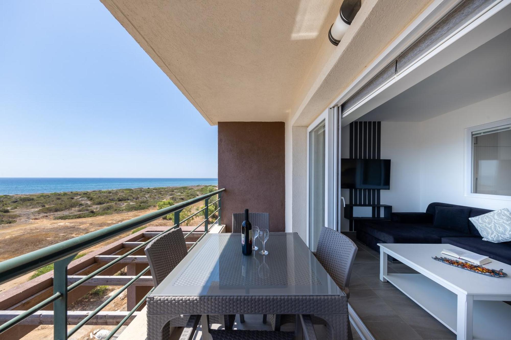 Vokolidha Thalassa Beach Resort & Spa Retreat מראה חיצוני תמונה